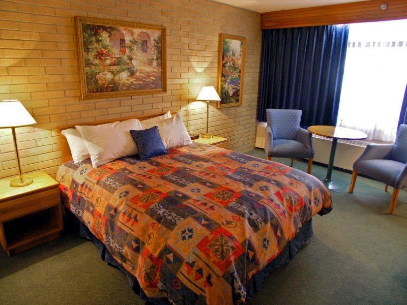 Best Western Cedar Park Inn Edmonton Habitación foto