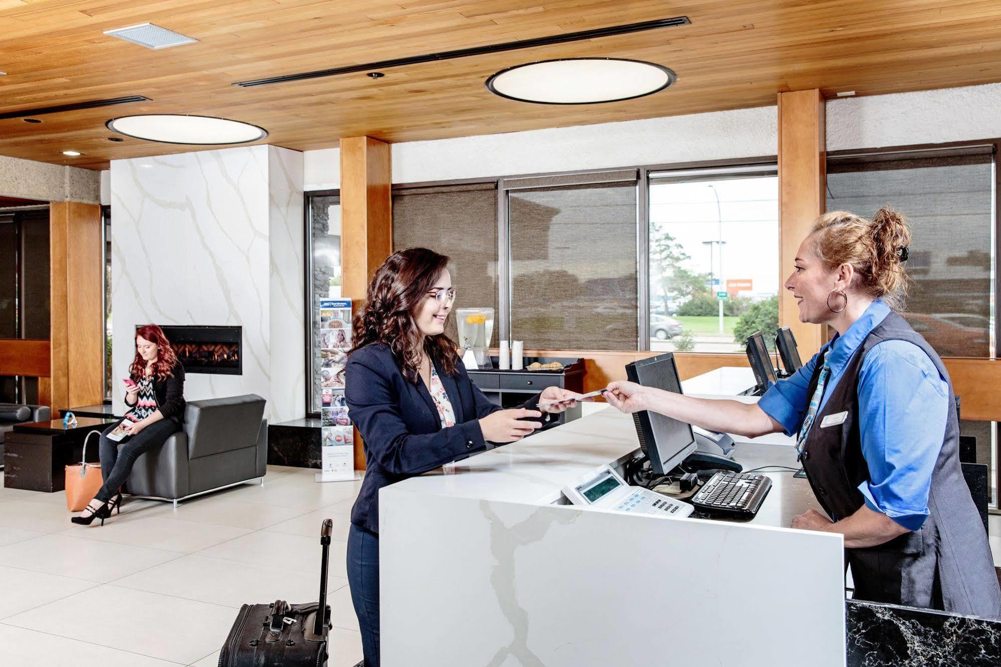 Best Western Cedar Park Inn Edmonton Exterior foto